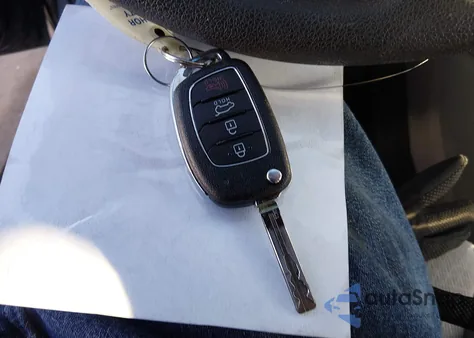 2018 Hyundai Tucson Sel z USA, uszkodzony, nr VIN KM8J33A49JU678850